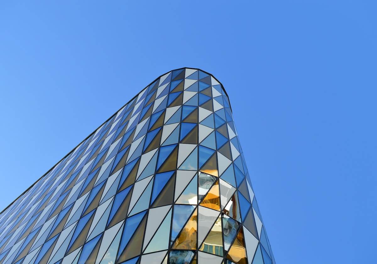 超级魔鬼赛程！29岁国脚自由身离队！今夏英超西甲豪门免签